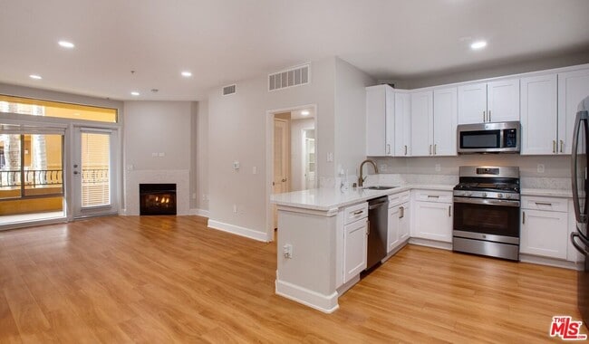 Photo - 346 Hauser Blvd Unit 5-110
