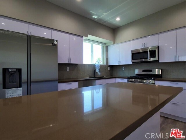 Photo - 2335 Crenshaw Blvd