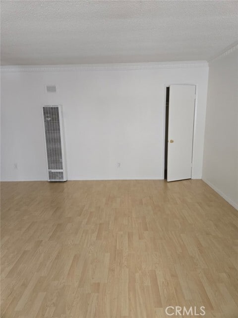 Photo - 1735 Winona Blvd