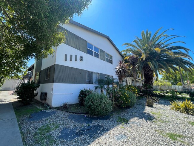 Nicely updated 2bd/1ba in Pico-Union area ... - Nicely updated 2bd/1ba in Pico-Union area ... Apartment Unit 5