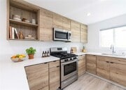 Photo - 5016 Pickford St