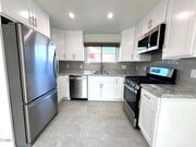 Photo - 216 N Cordova St