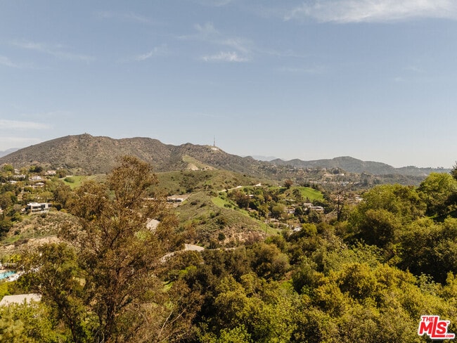 Photo - 6894 Pacific View Dr