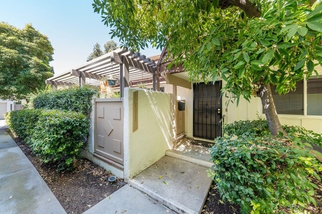 Photo - Updated 2&2 RockPointe next to the Green Belt