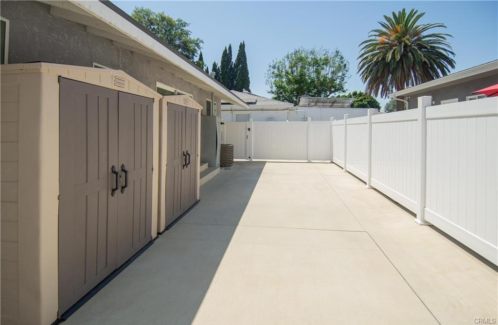 Photo - 7445 Hesperia Ave