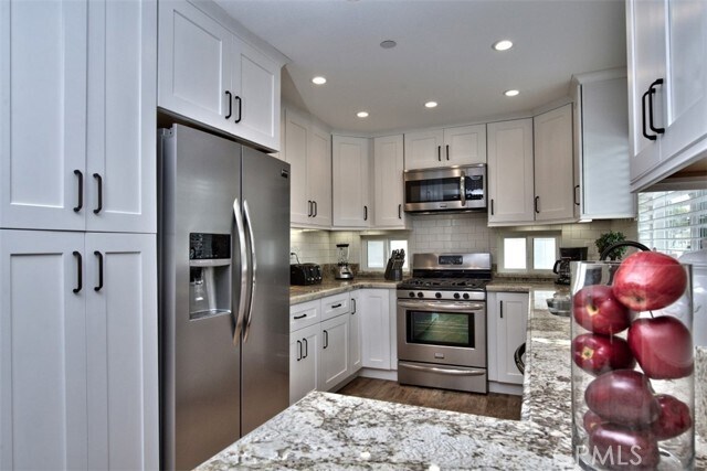 Photo - 1509 E Balboa Blvd