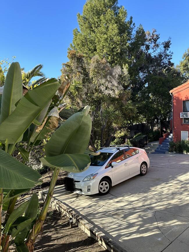 Photo - 2110 Glendale Blvd