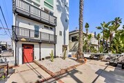 Photo - 11 Buccaneer St Townhome