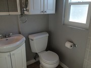 Bathroom - 3615 Vista Dr House