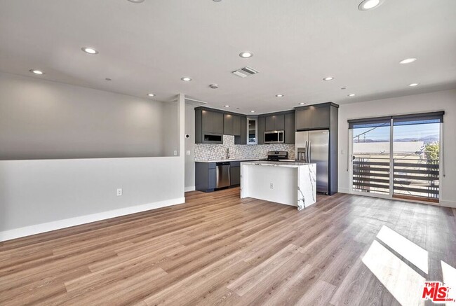 Photo - 4507 Lomita St Unit 4505 1/2