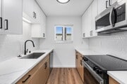 Swell Kitchen 3 - Swell Apartments