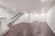 Photo - 328 W 7th