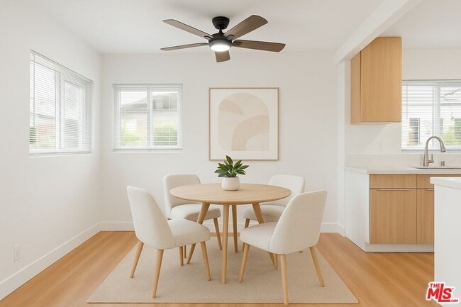 Photo - 8440 Willoughby Ave Unit 3