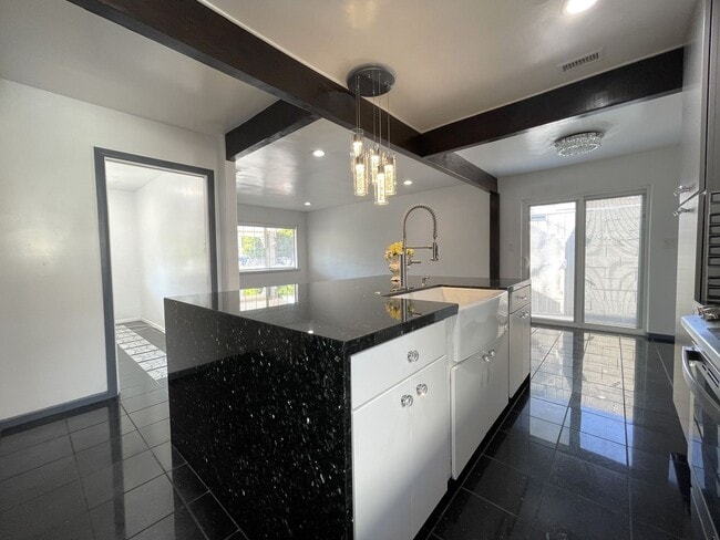 Photo - 8824 Tyrone Ave