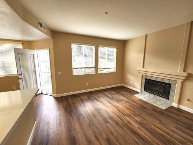 Photo - 609 Paseo Rio