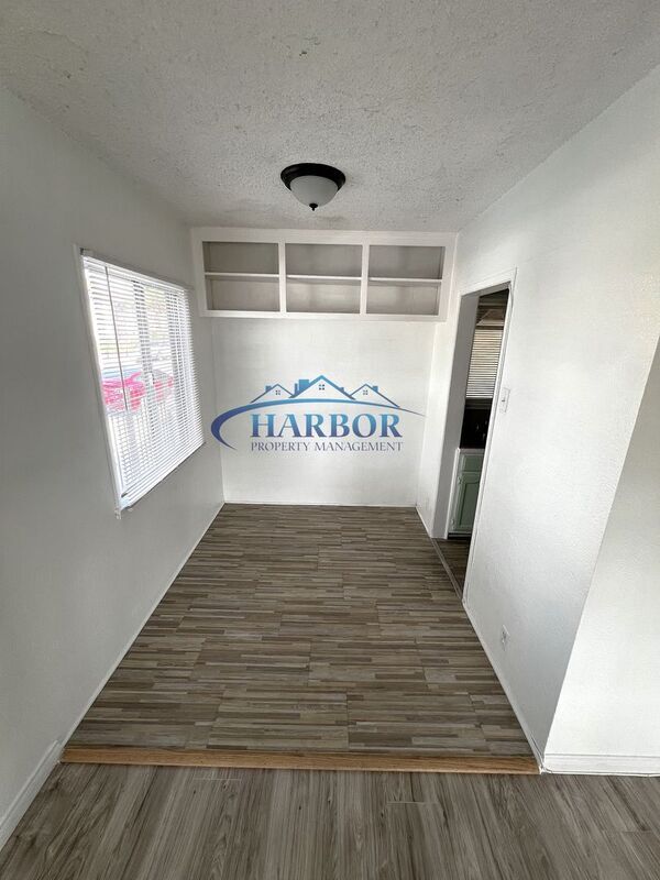 Photo - 3659 W El Segundo Blvd