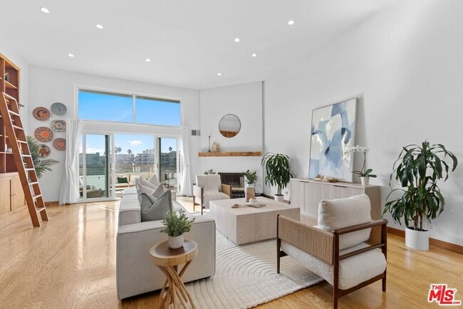 Photo - 3950 Vía Dolce Unit 518