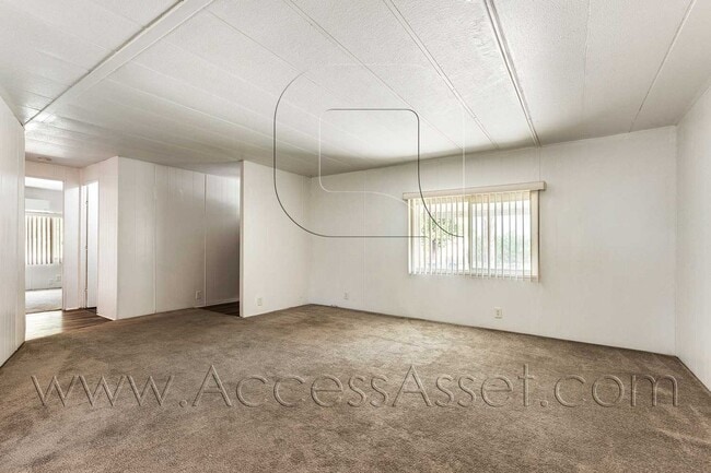 Photo - 32889 Brechtel St