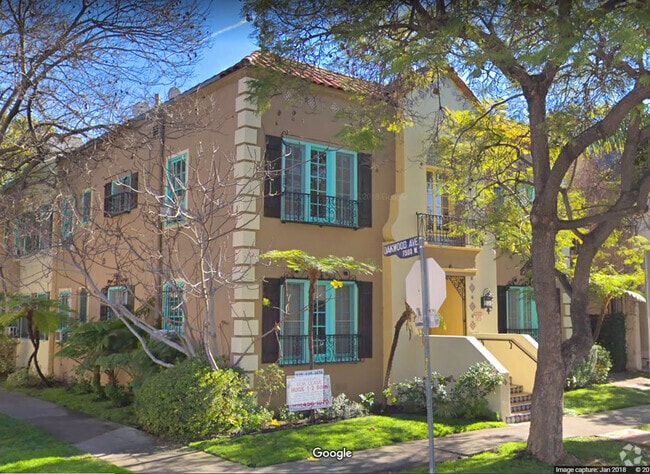 Building Photo - 366 N Curson Ave Rental