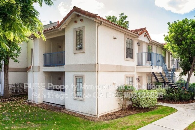 Photo - 10323 Azuaga St House