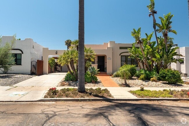 Building Photo - 4544 Kensington Dr Rental