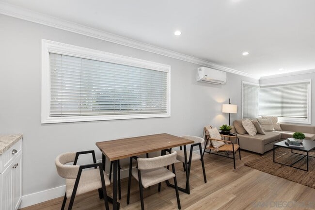 Photo - 852 Olive Ave