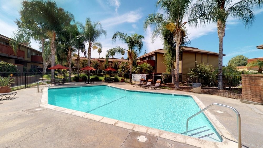 3D Tour - Los Arbolitos Riverside Apartments