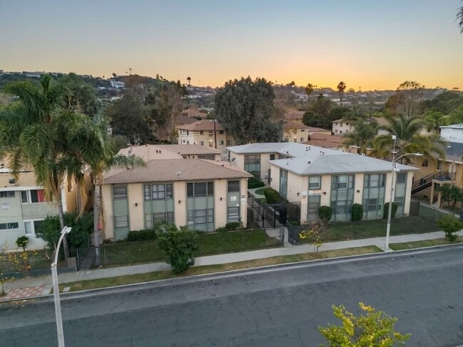 Building Photo - 4108 Palmwood Dr Unit 04