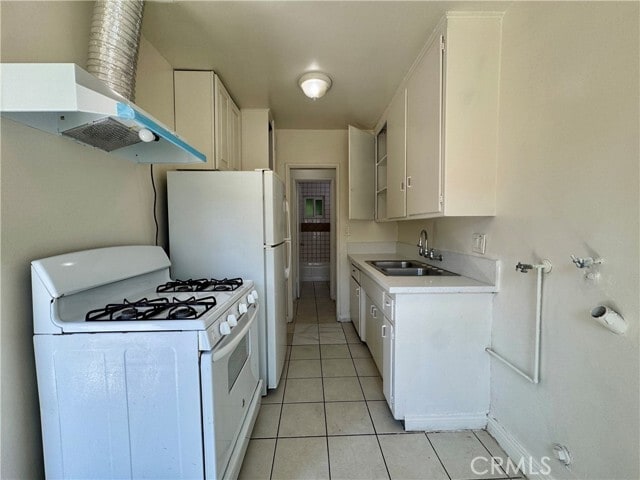 Photo - 591 E 6th St