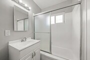 Photo - 835-845 Glenway Dr.