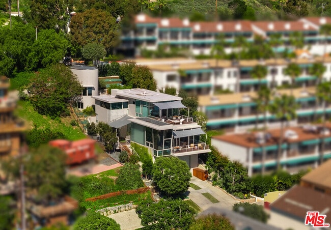 Photo - 26645 Latigo Shore Dr