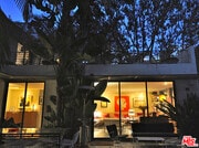 Photo - 1467 Queens Rd