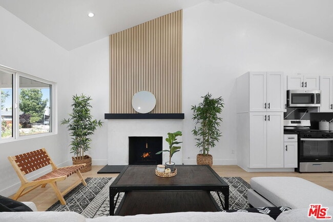 Photo - 22054 Avenue San Luis