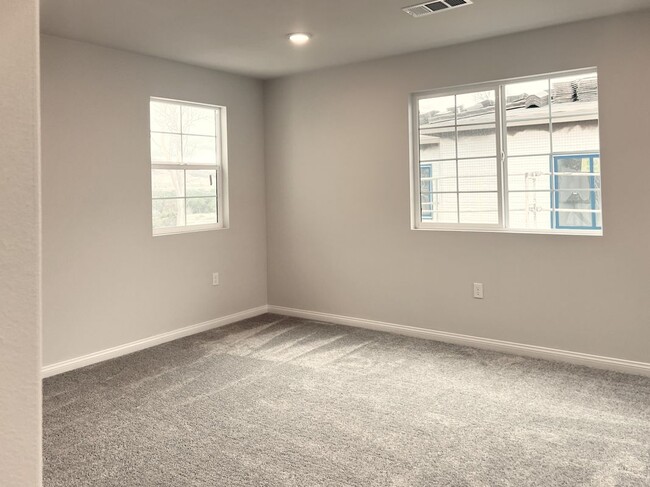 Photo - 9752 New Frst Ln