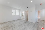 Photo - 1238 1/2 Beachwood Dr