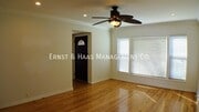 Photo - 2953 Silva St