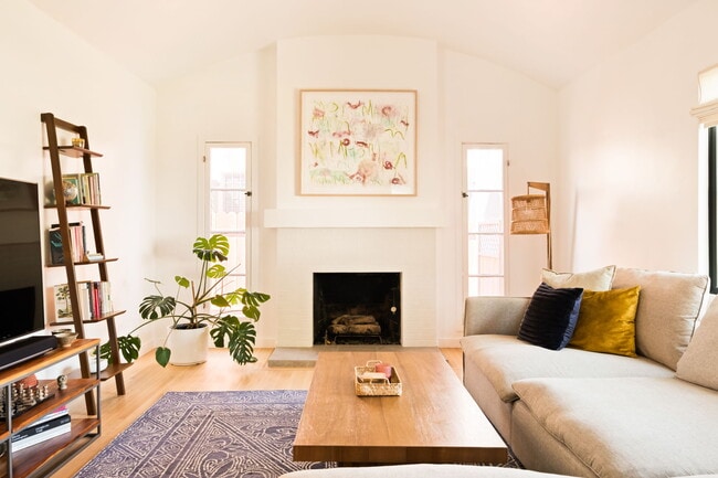 Photo - 1615 S Crescent Heights Blvd