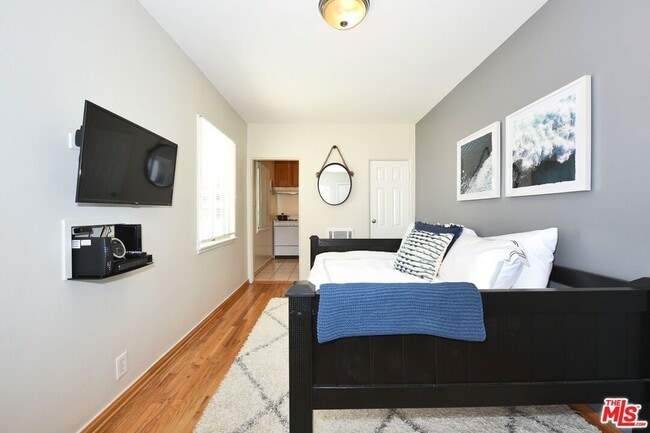 Photo - 16 Clubhouse Ave Unit 16