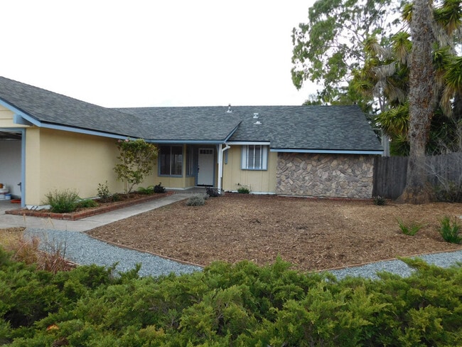 Building Photo - Charming 3 Bedroom Home in North Goleta