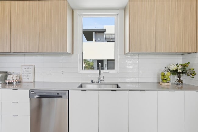 Kitchen - Guerin Villas