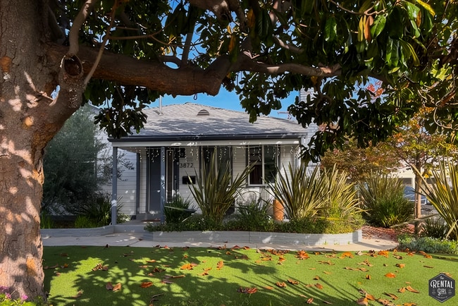 Photo - 3872 Bentley Ave