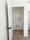 laundry hookup location - 10705 Dorothy Ave