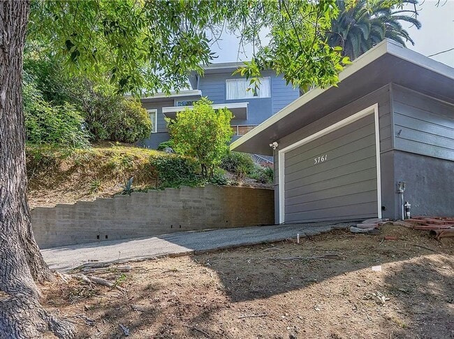 Photo - Gorgeous 3 bd 2 ba + Den Single Family hom...