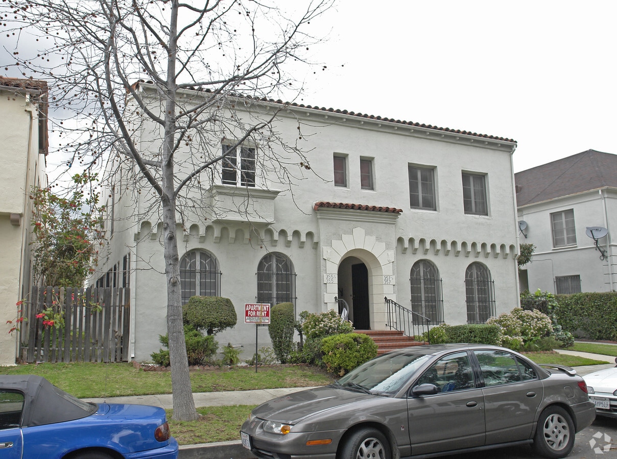 Photo - 355 - 357 N Orange Grove Ave Apartments