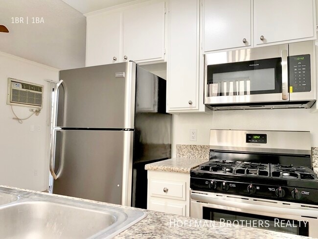 Photo - 9801 Tabor St Unit 102