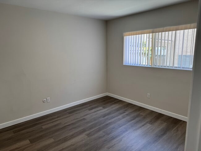 Bedroom 1 - 1272 W 22nd St Unit 2