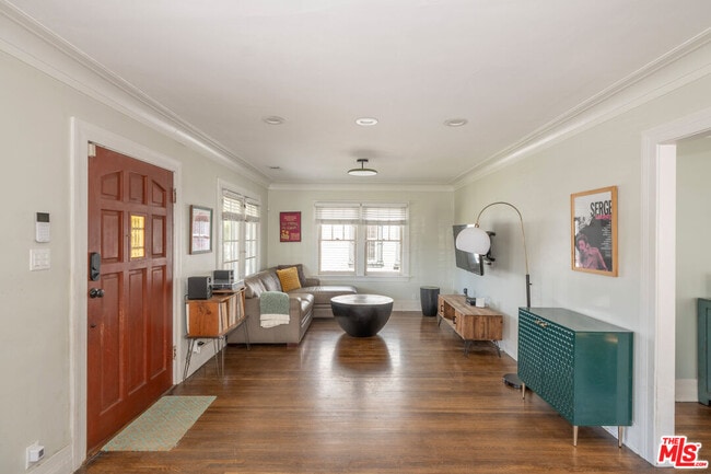 Photo - 5742 6th Ave