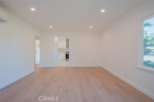 Photo - 14418 Martha St