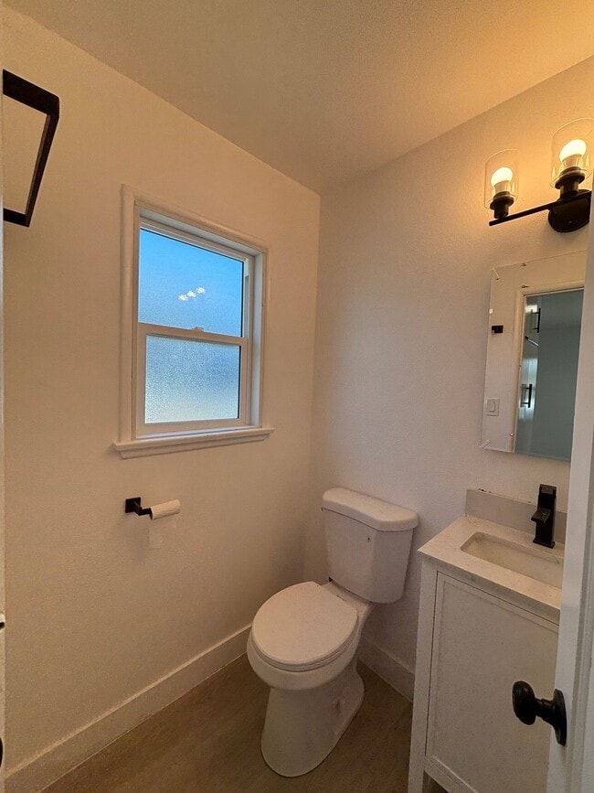 Photo - 1512 W 5th St Unit 1512