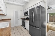 Photo - 530 Illinois St Apartment Unit C